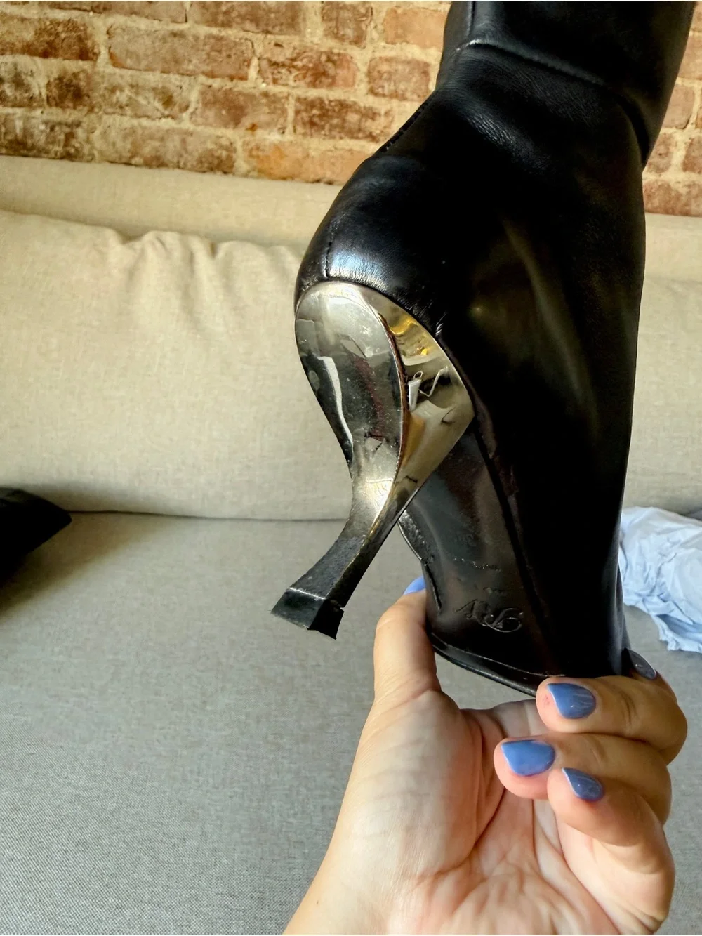RV Roger Vivier Women’s Black Leather Knee High Stiletto Zip Boots EU 38.5